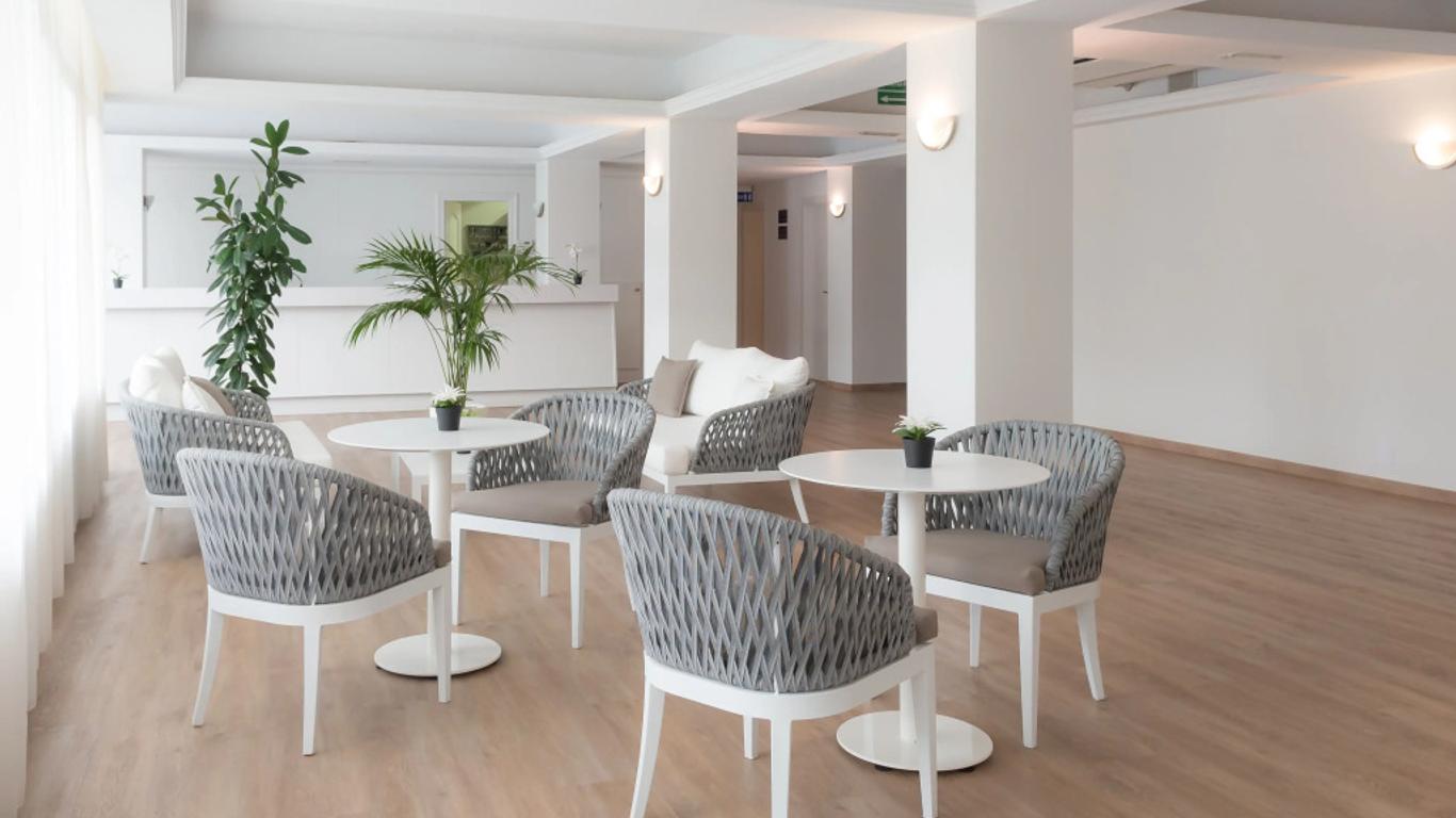 Osprey Menorca Hotel