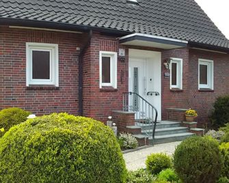 Holiday home Leer Logaerweg 102 - Leer - Bâtiment