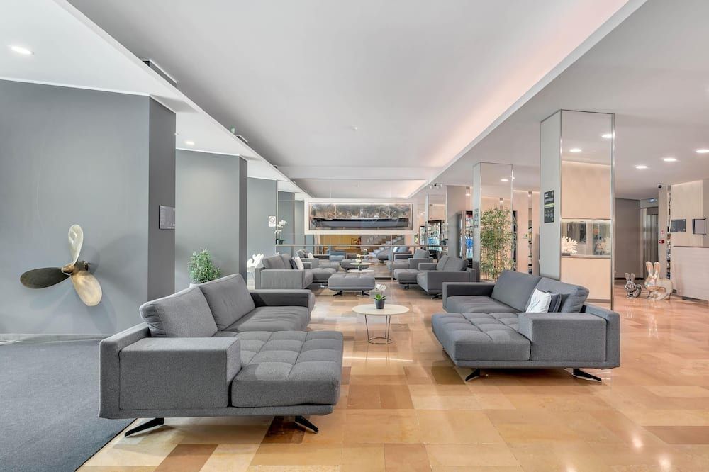 بارك هوتل سوسيه التابع لسلسلة فنادق بي آند بي في سانتا مارغريتا ليغور - سانتا مارغريتا ليغور - ردهة