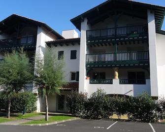 34M2 fully equipped apartment - Bidart - Building