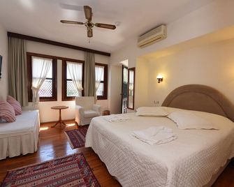 فندق فيلا كوناك - كوساداسي - غرفة نوم