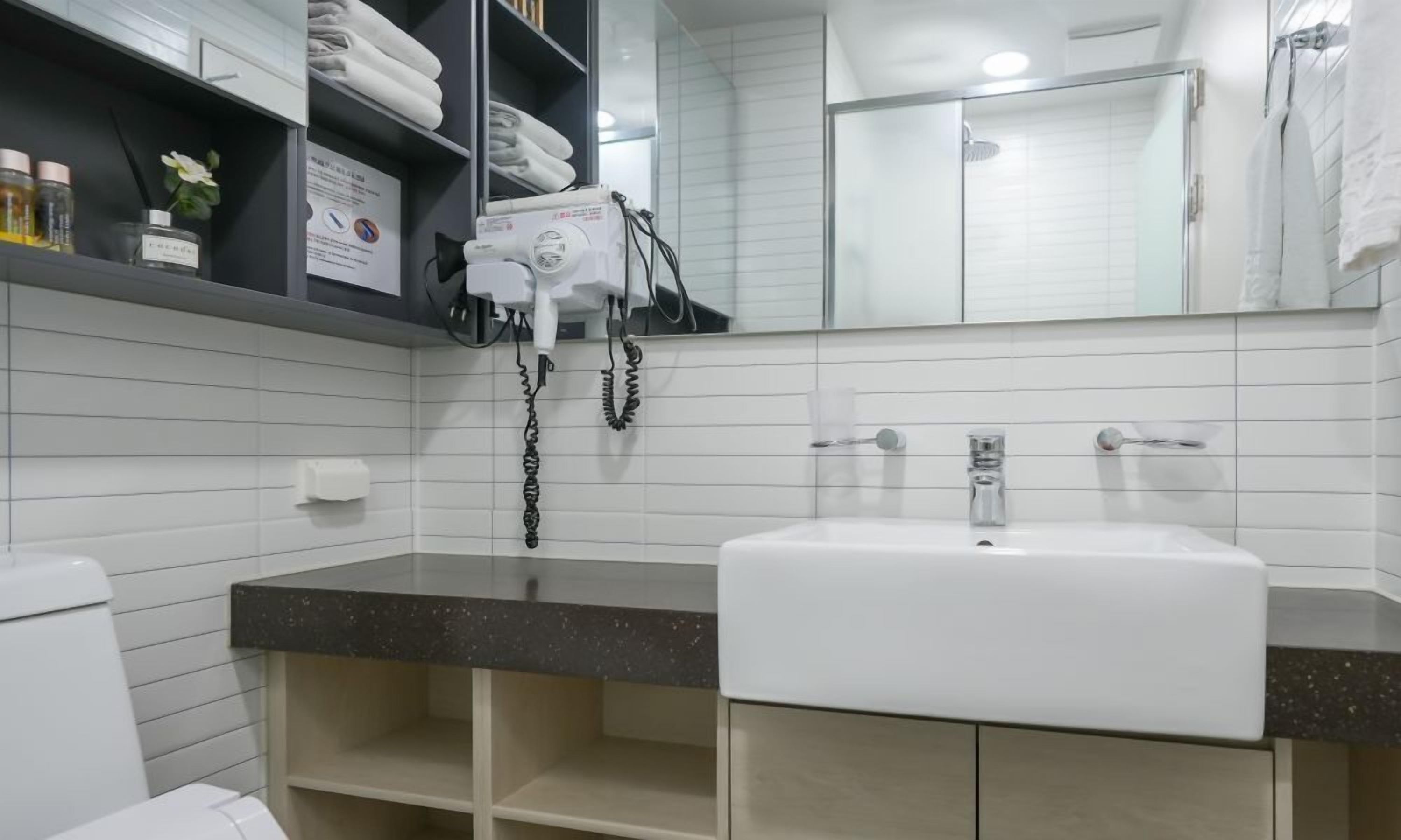 Firstcity Hotel Yeosu - Yeosu