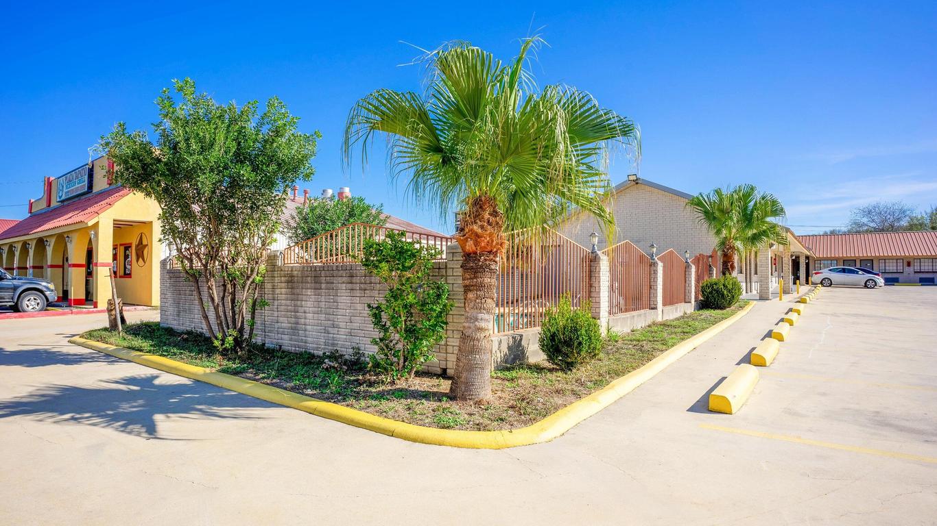 Pleasanton Executive Inn By OYO