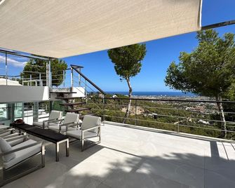 Roca Ibiza Un refugio VIP donde el lujo se encuentra con la exclusividad. - Ibiza - Balcony