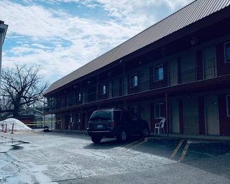 Mid-City Motel - Sault Sainte Marie (Míchigan) - Edificio