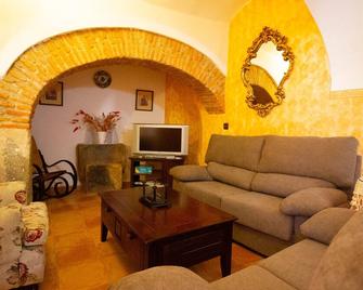Casa Rural Villa Vieja - Plasenzuela - Sala de estar