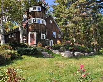 Actress Bette Davis' former mountain lodge... spacious, enchanting! - Sugar Hill - Building