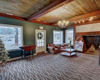Colonial Motel and Spa - Brattleboro - Ruang tamu