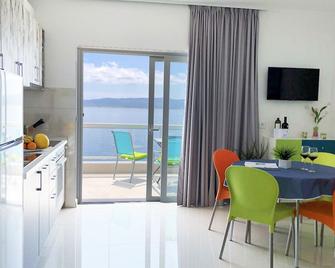 Abuela's Beach House - Brela