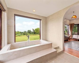 Cuc Phuong Mineral Retreat - Ninh Binh