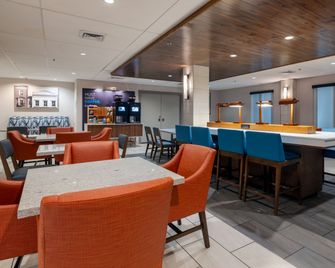 Holiday Inn Express Charleston Us Hwy 17 & I-526 By IHG - Charleston - Restaurante