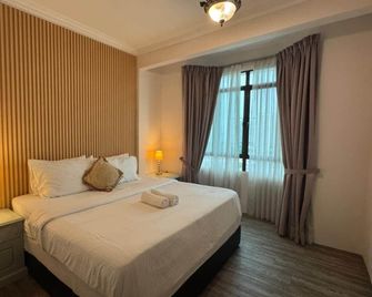 Century Bay Private Residences - באיאן לפאס