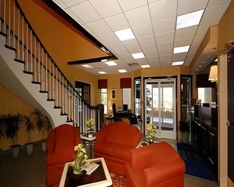 Holiday Inn Express Dandridge By IHG - Dandridge - Salónek