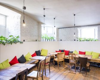 Sophie's Hostel - פראג - מסעדה