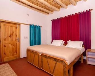 Shangrila Resort Nubra - Hundar - Bedroom