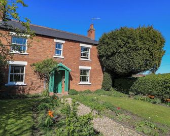 Holmhurst, Family Friendly, Character Holiday Cottage In Southwell - Newark-on-Trent - Building