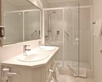 Wunsch Hotel Mürz - Natural Health & Spa Hotel - Bad Fuessing - Bany