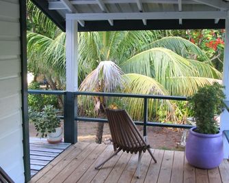 Pearl Beach Guest Apartment - Placencia - Balcón