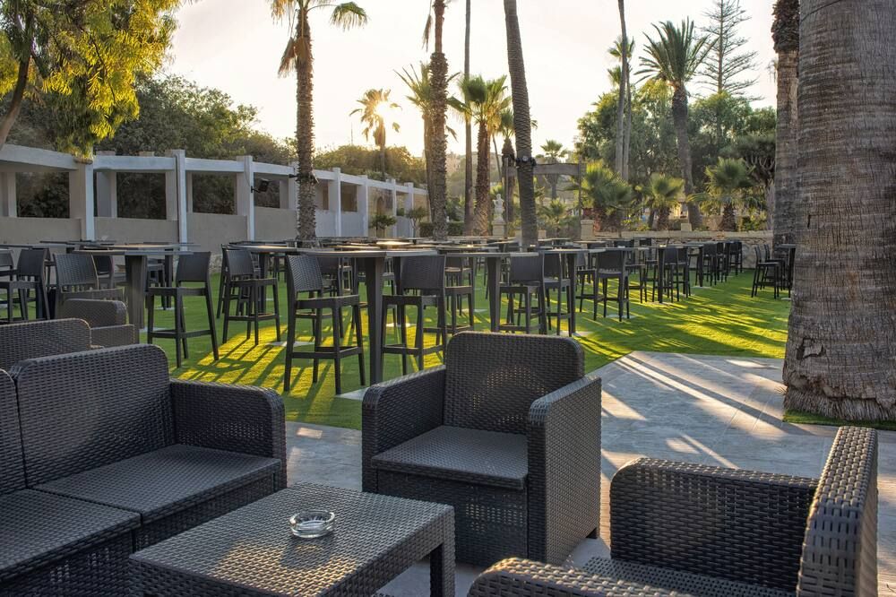 Beach Garden Hotel - St. Julian's - Pátio