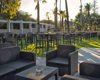 Beach Garden Hotel - St. Julian's - Pátio