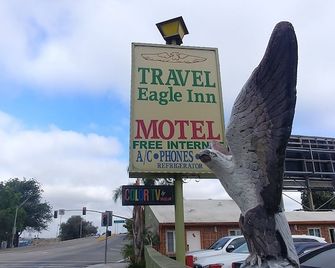 Travel Eagle Inn Motel - Long Beach - Vista del exterior
