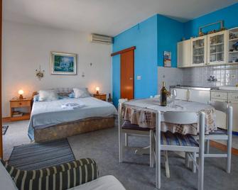 Apartments Desa - Biograd na Moru - Bedroom