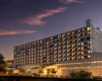 DoubleTree by Hilton South Bend - South Bend - Building