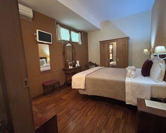 Aurelia Garden Gold B&B - רומא - חדר שינה