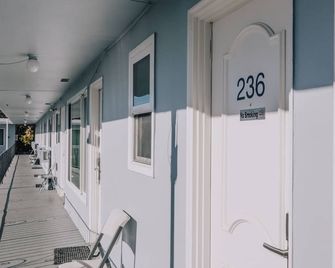 拉哈西恩德汽車旅館 - 西雅圖 - 門廳