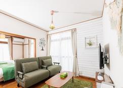 Leaf - Kamakura - Living room