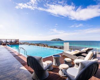 Aguila Hotel Jeju Oceano Suite - Jeju City - Pool