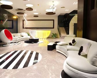 ذي أوربيس هوتل - كوامباتوري - ردهة