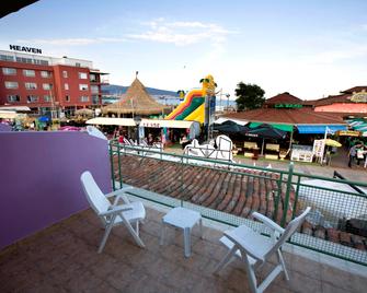 Hotel Largo Beach - Sunny Beach