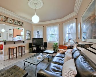 Luxurious Top-Rated Nopa Home Garage Wifi Garden Central Great Rate - San Francisco - Sala de estar