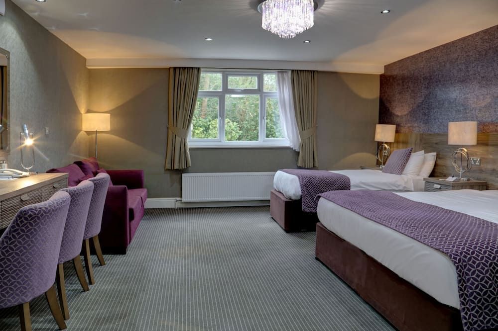 ذا هاير تراب هوتل