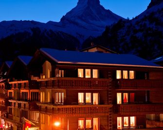 Hotel Astoria - Zermatt - Edificio