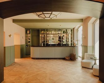 ديزاين هوتل تسوم هيرشين سالتسبورج - سالزبورغ - بار