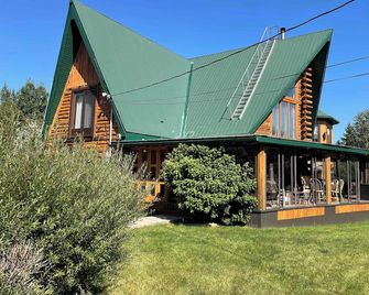 Spa Swimming Pool & Nature - Chalet rang 3 - Roberval - Building