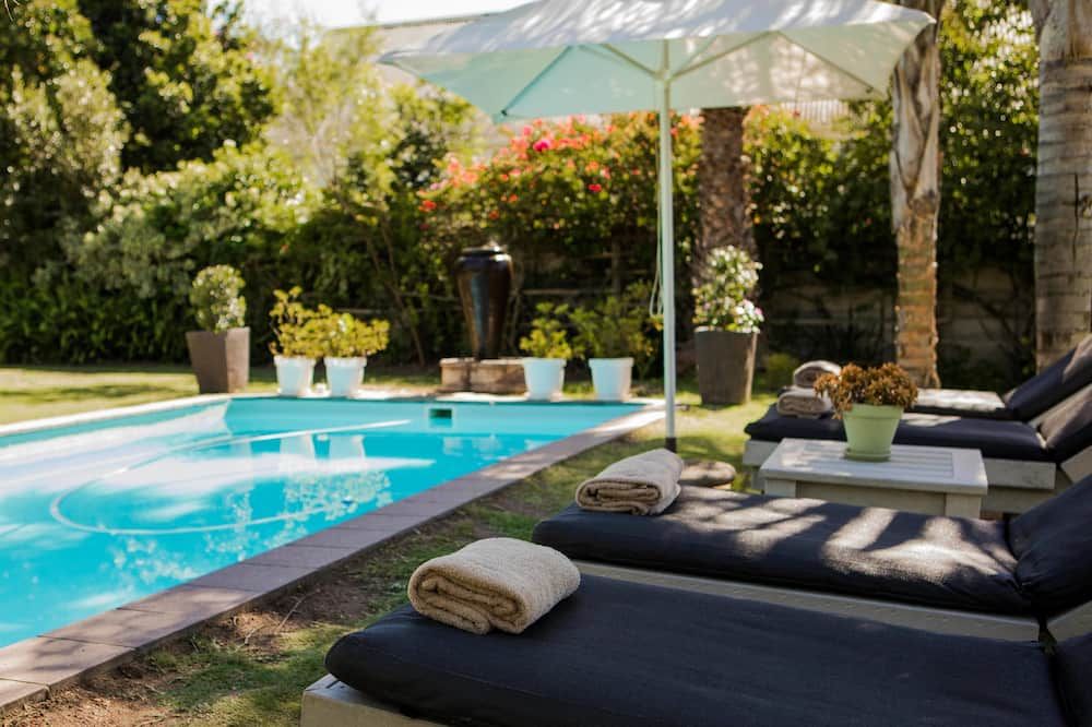 Elianthe Guesthouse - סוולנדאם - בריכה