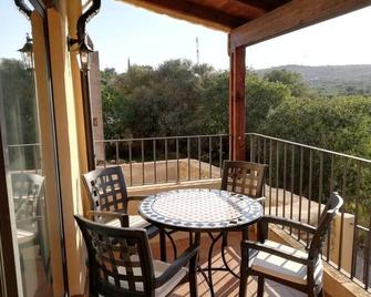 Casa Rural La Rafela - Entire rental - 7 units - Sant Jordi - Varanda