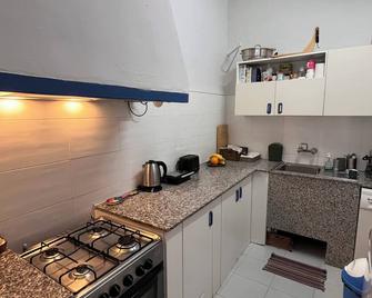 Villa Margarita 3-bedroom villa in enchanting Platja de Nules with WiFi, AC\n - Nules - Kitchen