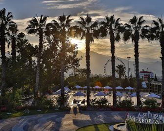 Nashira City Resort Hotel - Antalya - Vista del exterior