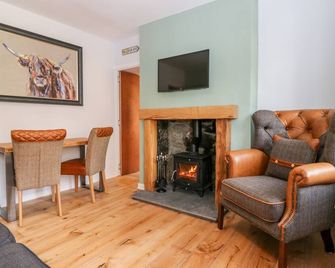 Gairnlea Cottage - Ballater - Sala de estar