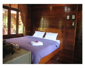 Baansuan Amphawan Resort - Samut Songkhram - Bedroom