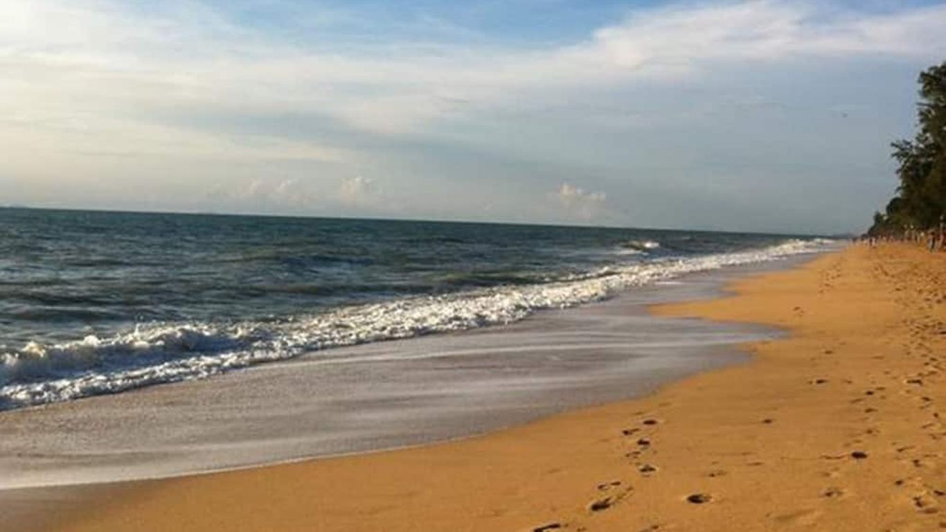 Lanta Pearl Beach Resort