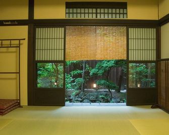 Yadoya Nishijinso - Kioto