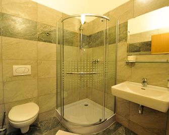 Apartmanovy Dum Centrum - Brno - Kylpyhuone