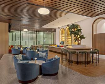 Novotel Al Bustan Abu Dhabi - Abu Dhabi - Restaurant