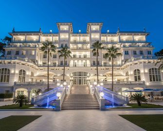 Gran Hotel Miramar Gl - Malaga - Bâtiment