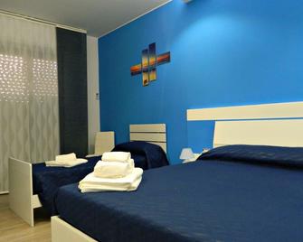 Il Borghese Tourist House - Gela - Habitación